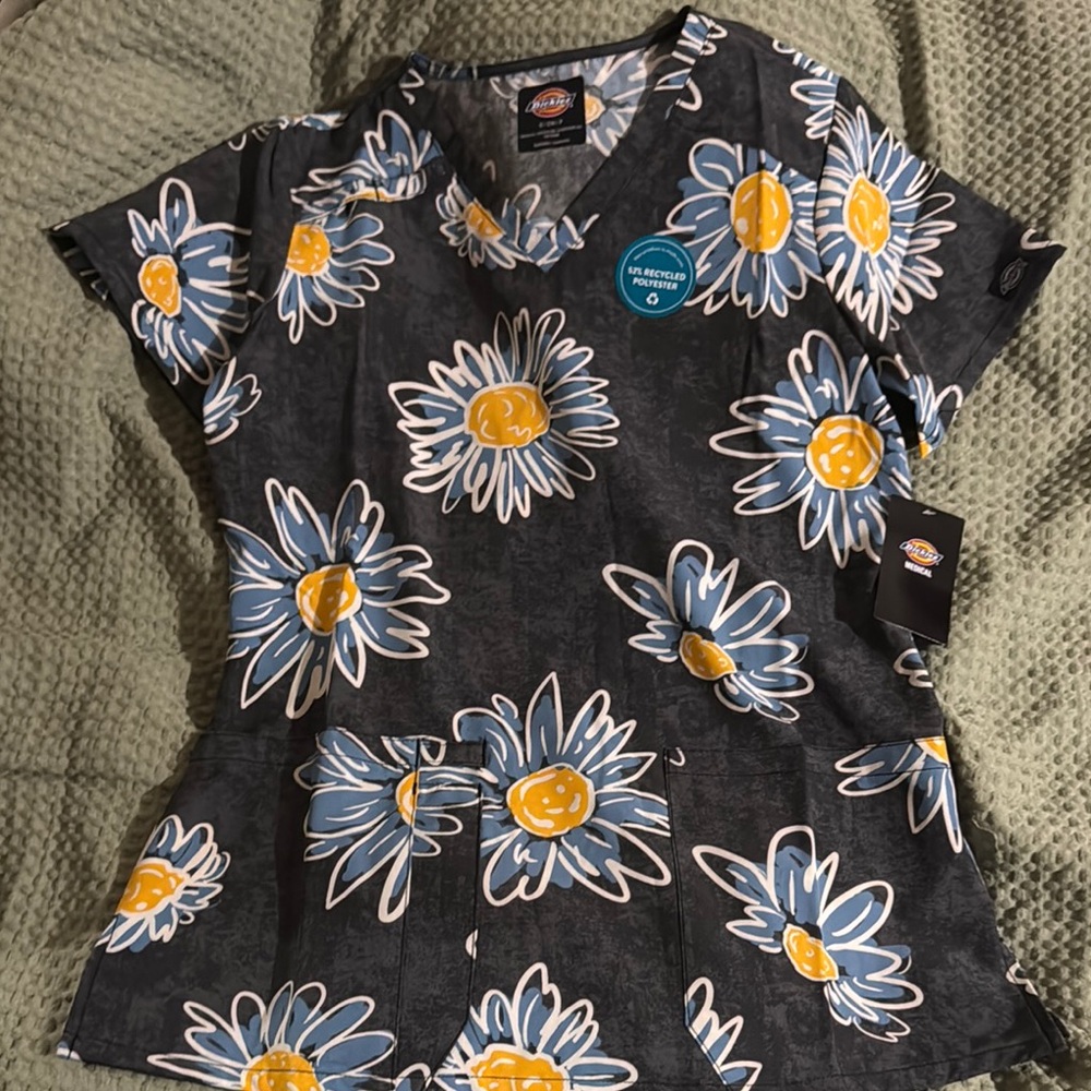 Dickies Gray Scrub Top